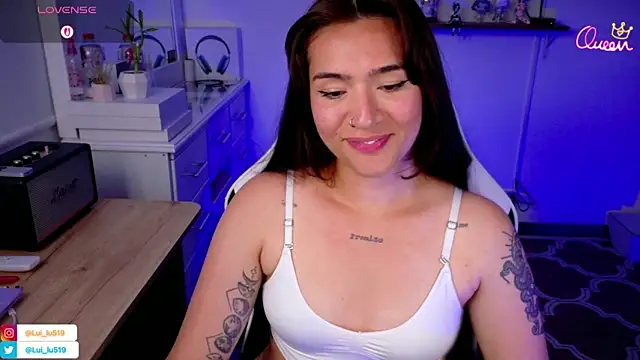 ImLui_lu's cam snapshot