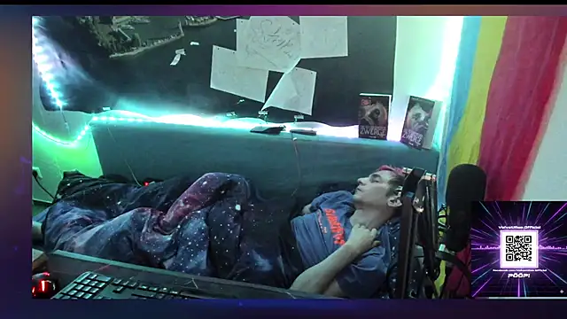 VelvetRise live sex cam