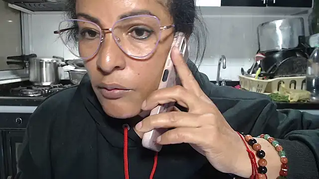 kateleyagrey's cam snapshot