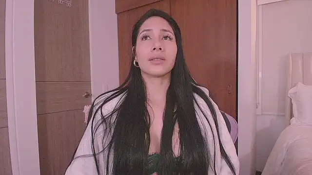 ArianaReynoldss's cam snapshot