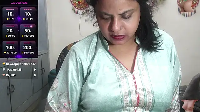 Sexy_komolika's cam snapshot