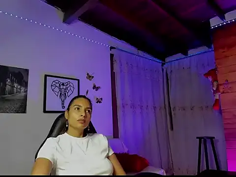 mykaelahoney's cam snapshot