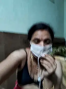 bhavyasri_55's cam snapshot