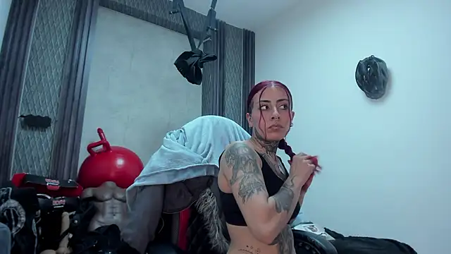 selene_red_'s cam snapshot