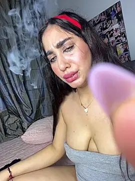 Meryem_Queen live sex cam