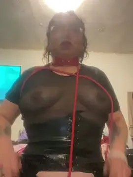 Lucrecia_33 live sex cam