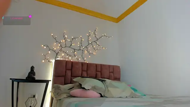 SunnyLeonz live sex cam