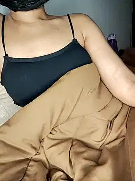 kavya-09's cam snapshot