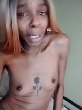 Jasmine_FullsShine's cam snapshot