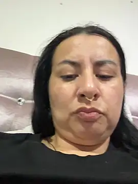 Abril_Luv live sex cam