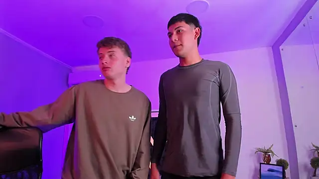 Handsomeboyss19's cam snapshot