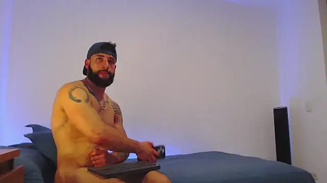 max_xl_'s cam snapshot