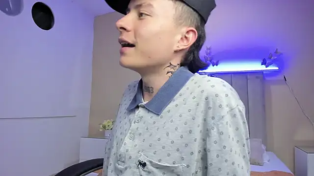 Nascary_Fox's cam snapshot