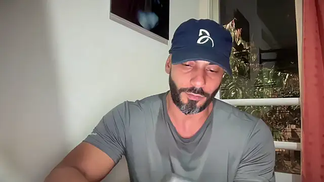 romeolovedark's cam snapshot