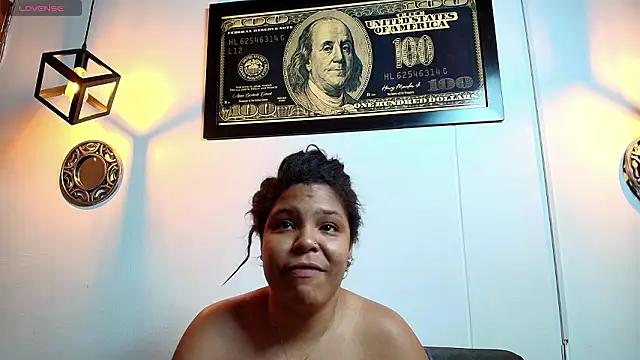 naomi_campbel_ live sex cam