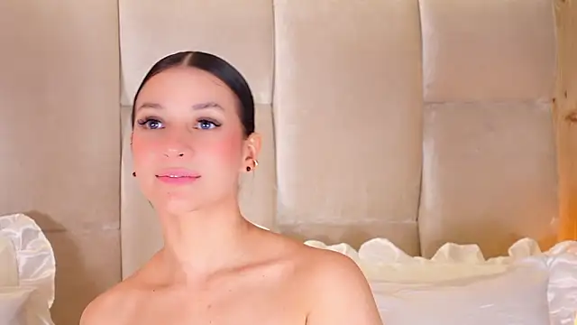 KiraKayleigh1 live sex cam