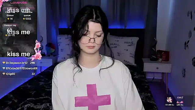 MileyRood's cam snapshot