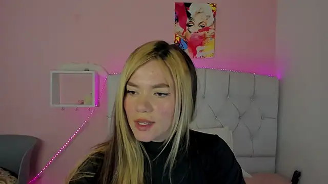 18candys's cam snapshot