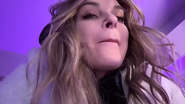 SashaRock's cam snapshot