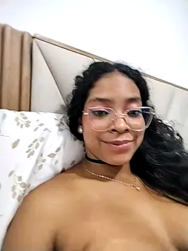 KATALINA_SANTANA_'s cam snapshot