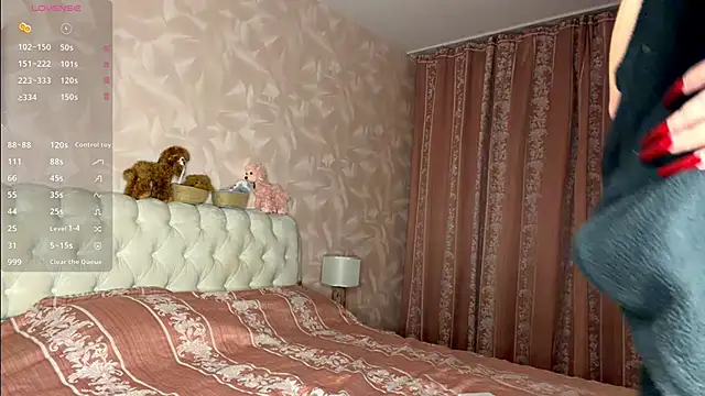 LenitaTumblin's cam snapshot