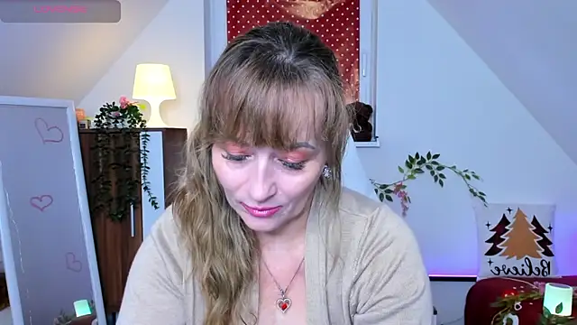 naughtymilane's cam snapshot