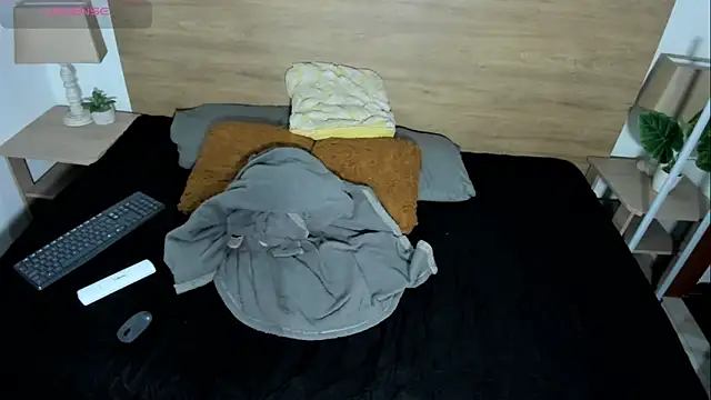 DulceJones's cam snapshot