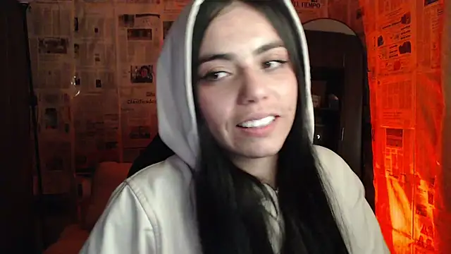 i_am_nina_'s cam snapshot