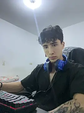 gojo_satoru_18's cam snapshot