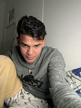 DavShi's cam snapshot