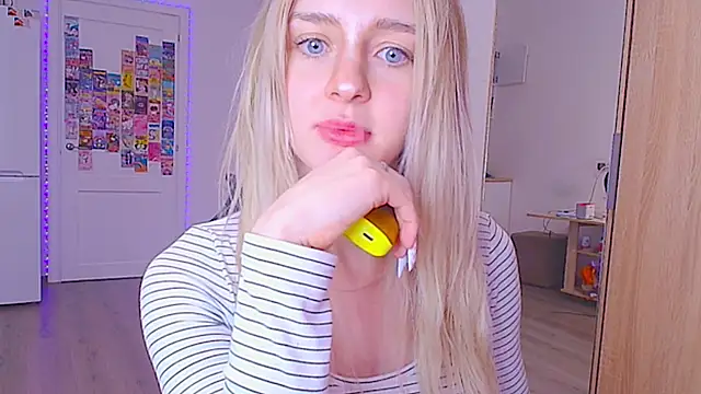 sailormoon666_'s cam snapshot