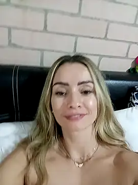 Loly_Horny's cam snapshot