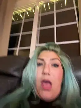 LittleMissEeve's cam snapshot