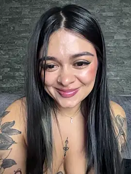 Saray_charmante's cam snapshot