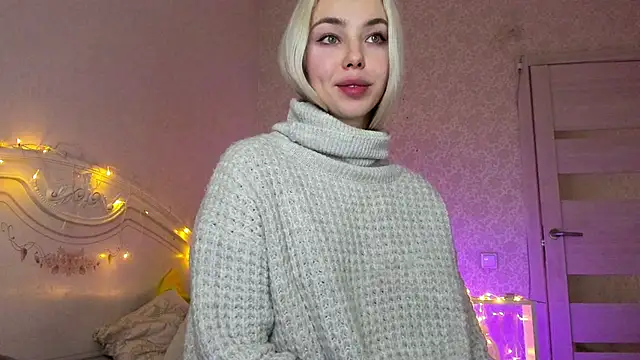 LillyMoure_'s cam snapshot