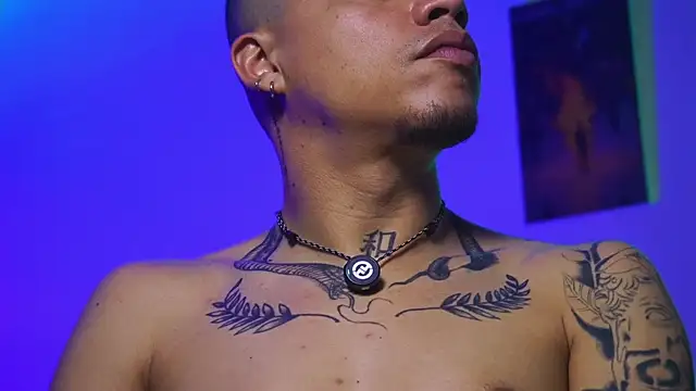 AlphaMasterXxx live sex cam