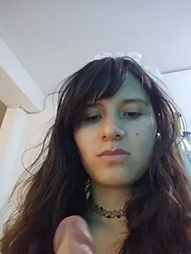 Kitty_Kalifa's cam snapshot