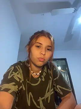 baddieasiantv's cam snapshot