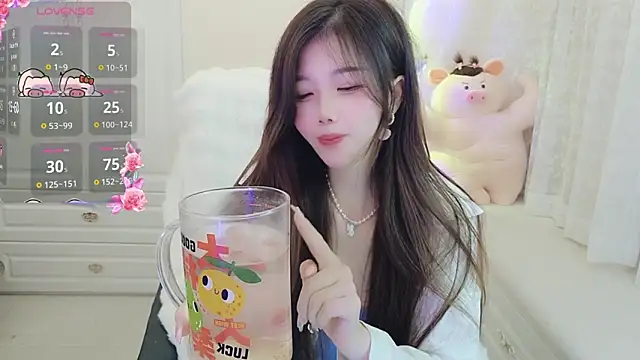 Coco-Di live sex cam