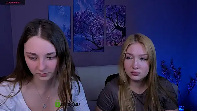 playful_sophie live sex cam