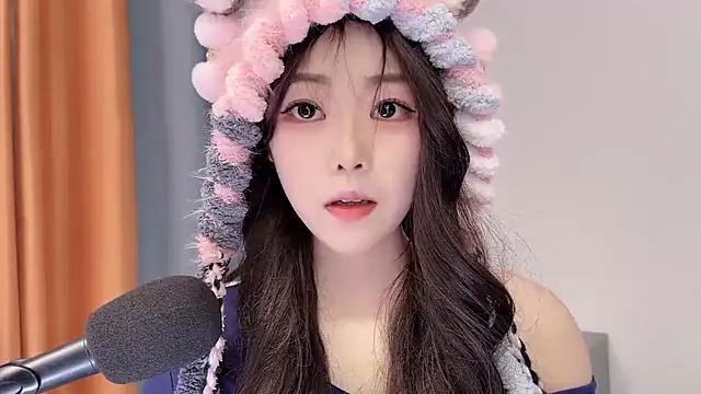 smalldaisy's cam snapshot