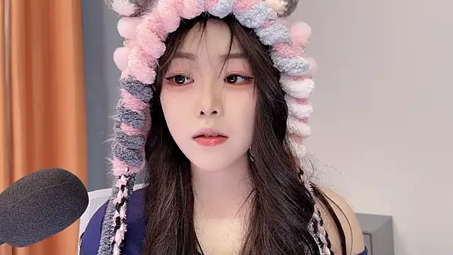 smalldaisy's cam snapshot