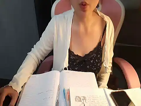 Ori-Yannie's cam snapshot