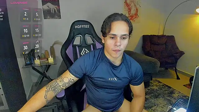 Maximiliano_scoott__'s cam snapshot