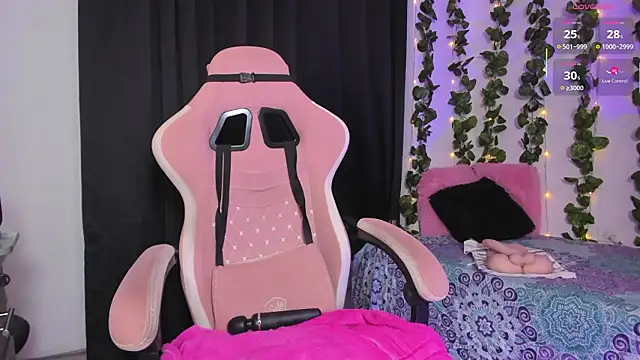 ashley_morgan_18's cam snapshot