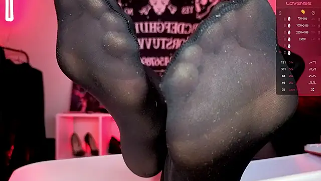 Miss_Alice__'s cam snapshot