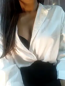 skylarmaexo_love's cam snapshot