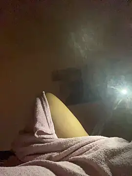 Batgirl7's cam snapshot