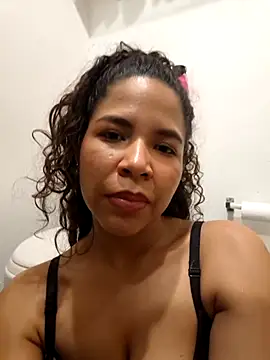 AshlyViper's cam snapshot