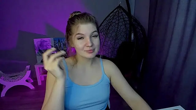 lily_williamss's cam snapshot